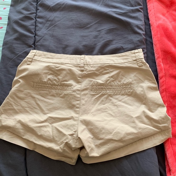 Old Navy Khakis Shorts - Picture 3 of 3